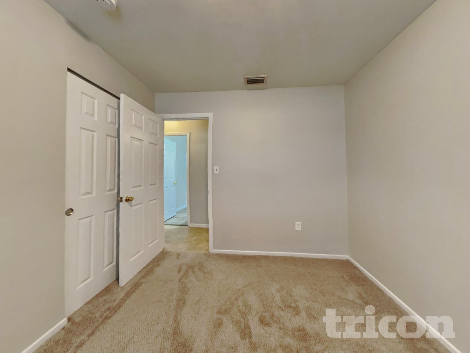 Building Photo - 3708 Lei Dr