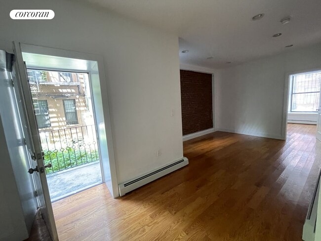 Building Photo - 312 W 121st St