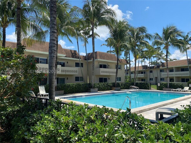 Building Photo - 14500 SW 88th Ave