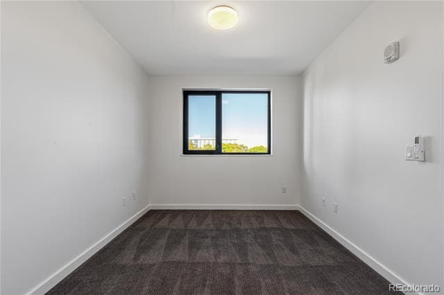 Building Photo - 1601 Park Ave