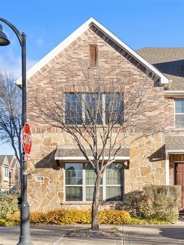 Building Photo - 201 Brick Row