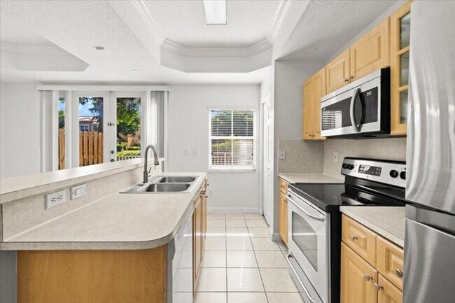 Building Photo - 4962 Leeward Ln