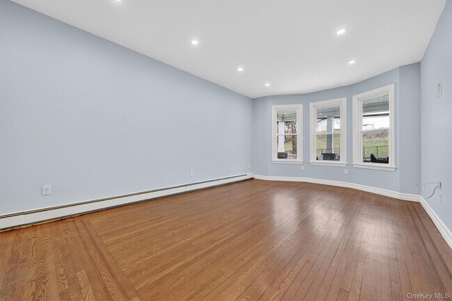 Building Photo - 92 Kimball Ave