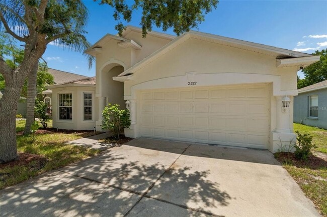 Building Photo - 2222 Roanoke Springs Dr