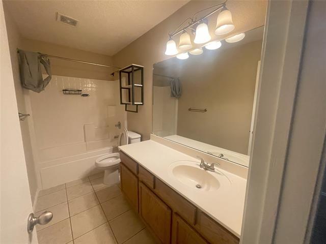 Building Photo - 2712 Jennie Wells Dr