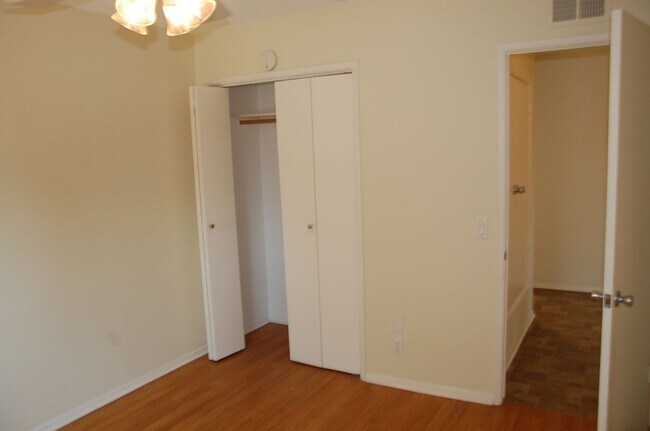 Building Photo - Large Home Near Magnolia Shopping Center