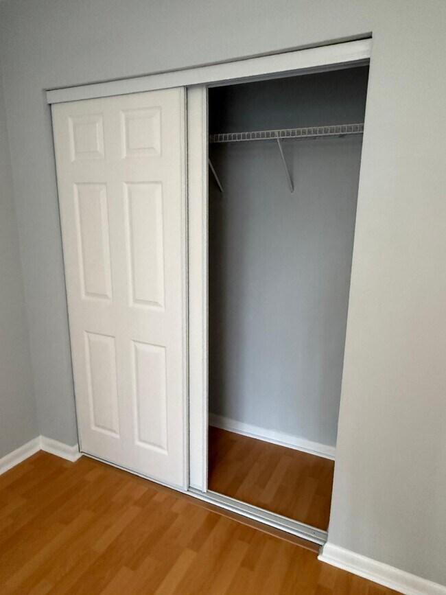 Building Photo - 2335 SW 22nd Ave