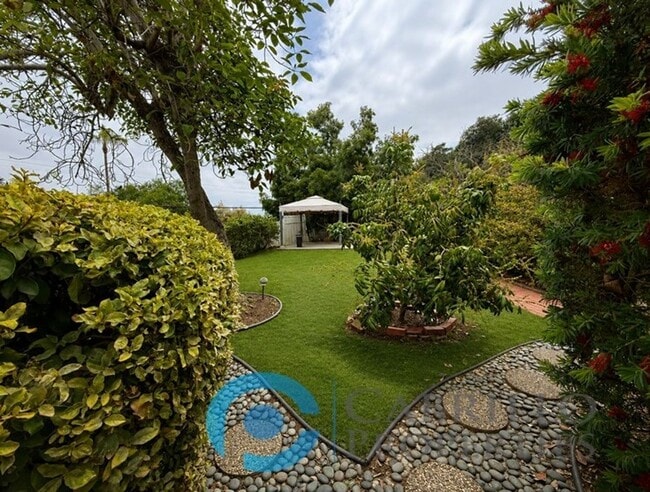 Building Photo - Your dream home awaits! - Stunning & Spacious 3bd/2ba Mt. Helix Home