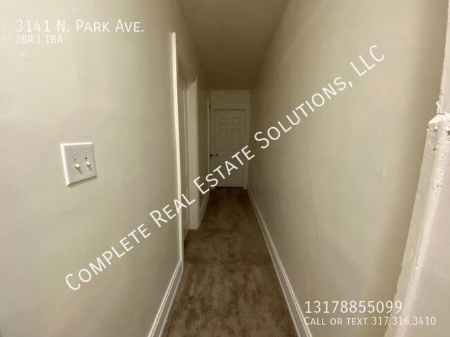 Building Photo - 3141 N Park Ave