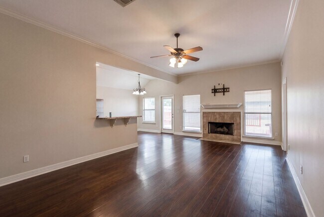 Building Photo - 3214 Grand Lake Dr