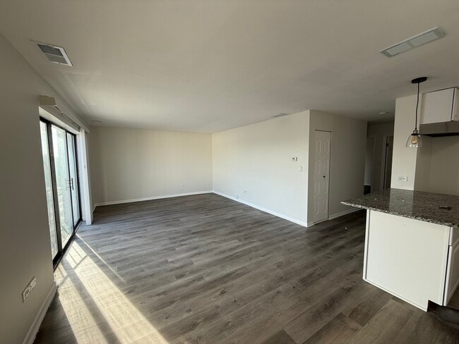 Building Photo - 2310 N Harlem Ave