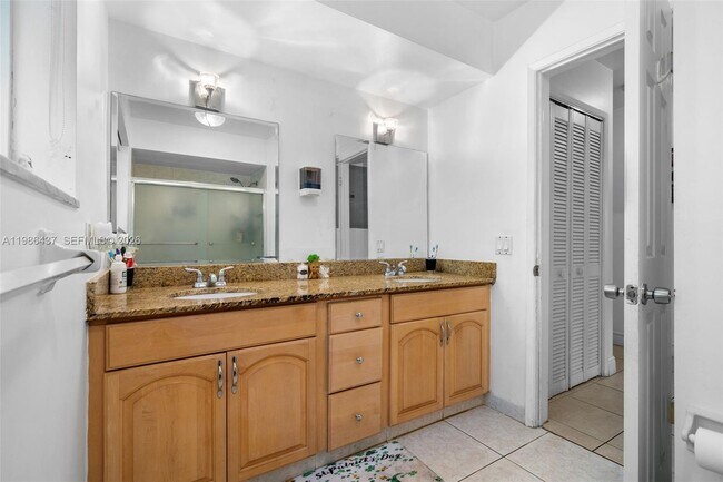 Building Photo - 4306 Johnson St