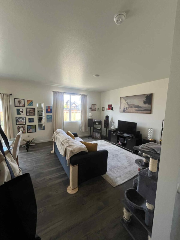 Building Photo - 3724 Catmint St