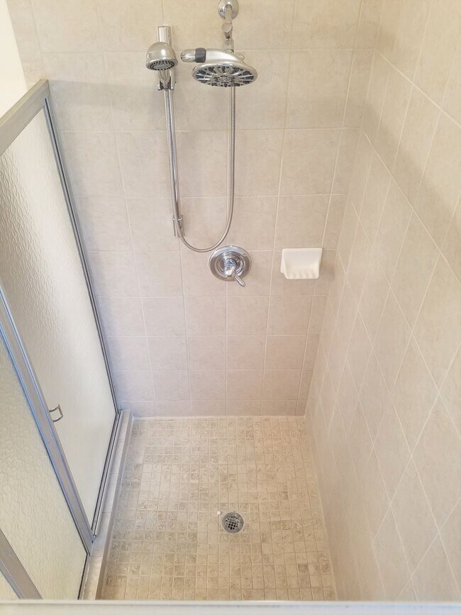 Building Photo - Beautiful transitional 4 bedroom brick rancher on quiet street just off of Hull Street/Genito Roa...