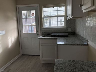 Building Photo - 1319 Colorado St