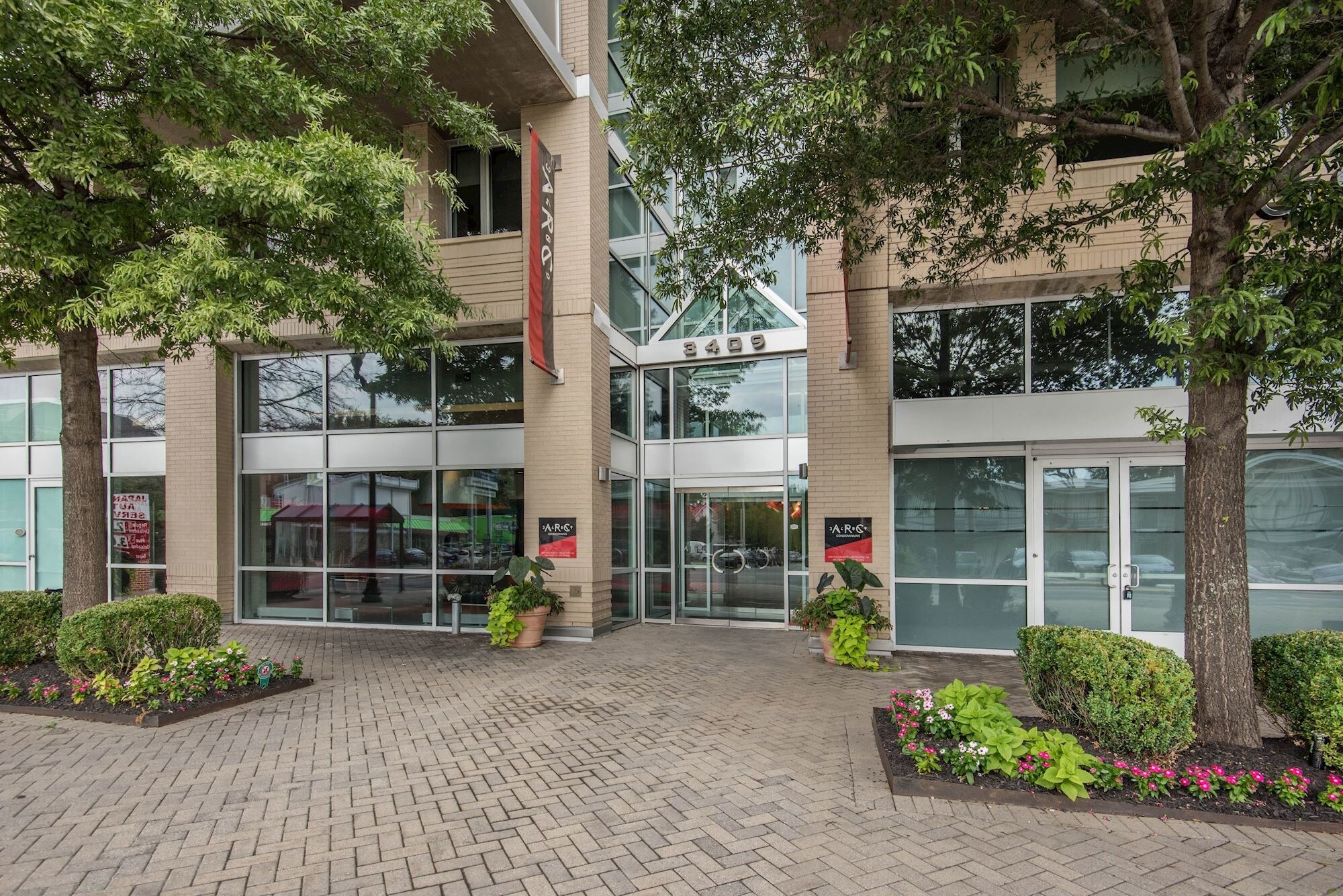 Building Photo - 3409 Wilson Blvd