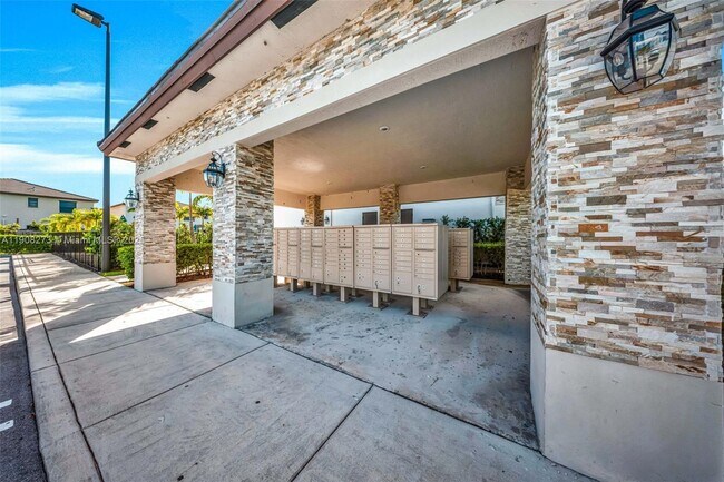 Building Photo - 24985 SW 107th Ct