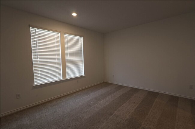 Building Photo - 14894 Ash Landing Dr