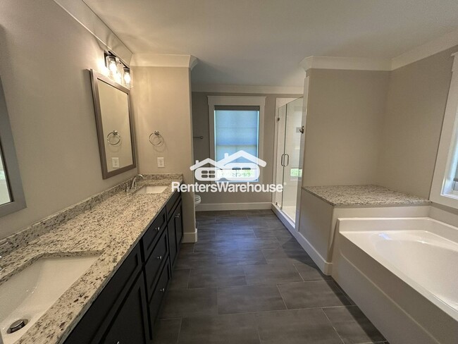 Building Photo - 406 Sunbelt Dr