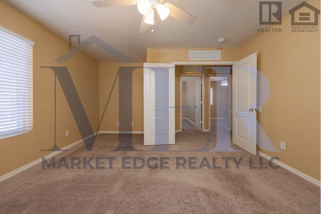 Building Photo - 4Bed/3Bath Home in Maricopa! $1599 MOVE-IN...