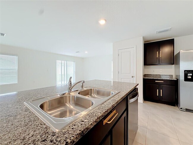 Building Photo - 35288 Spruce Knob Ct