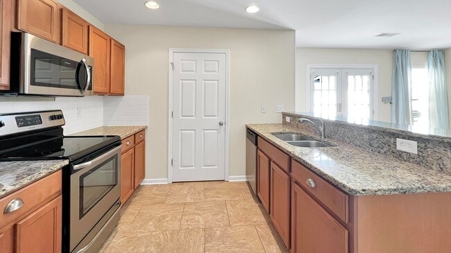 Building Photo - 4824 Willow Brook Ln