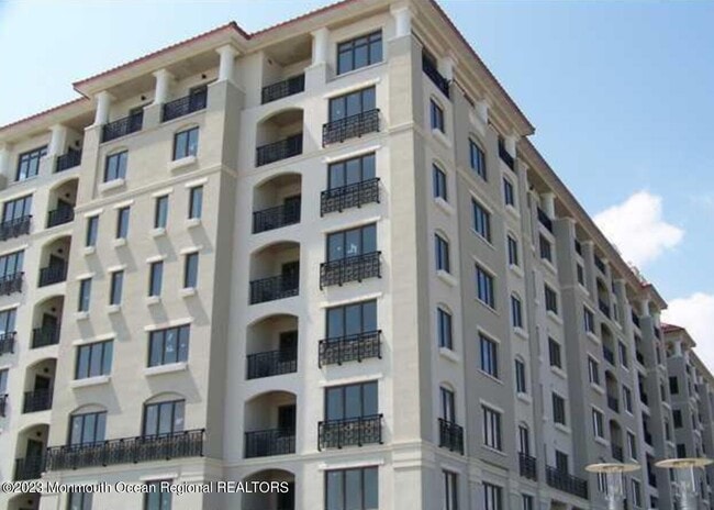 Building Photo - 1501 Ocean Ave N