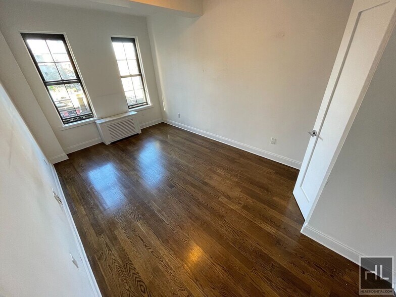 Building Photo - WEST 73 STREET