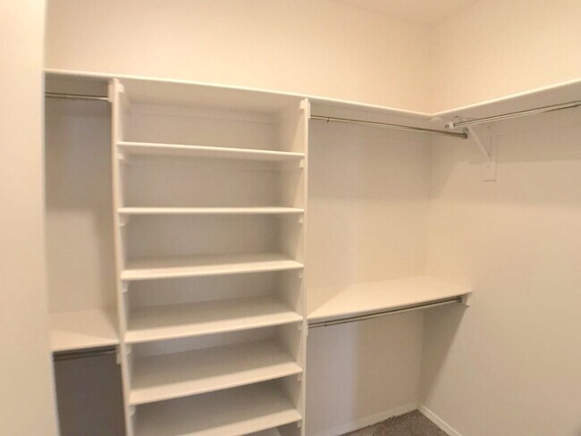 Building Photo - New! Brilliant 3 bedroom Rio Rancho Home. ...