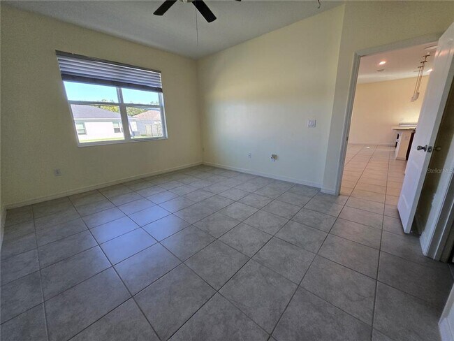 Building Photo - 3205 Casa Del Rey Ave