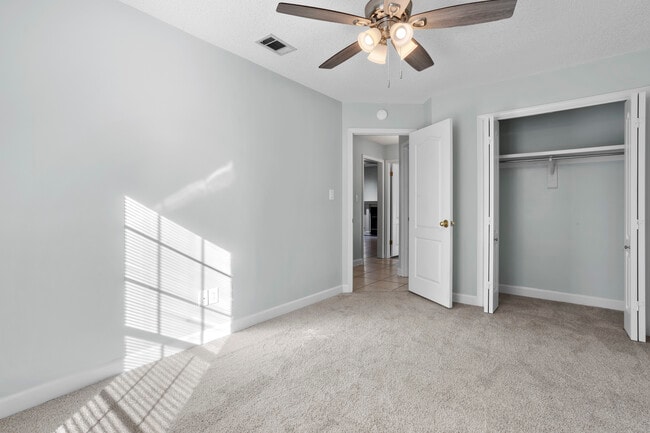 Building Photo - 9524 Pointe Aux Chenes Rd