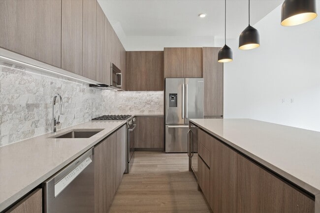 Building Photo - 1 Riva Row