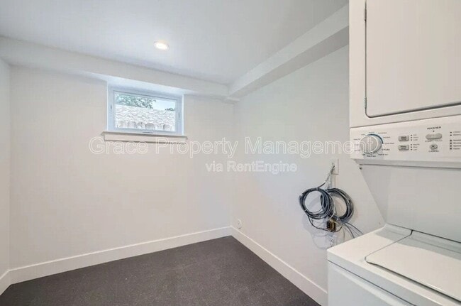 Building Photo - 1308 1/2 South Grant Street