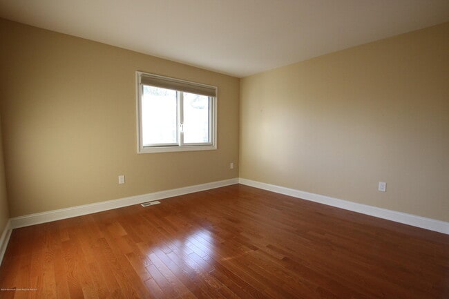 Building Photo - 51 Lenape Trail