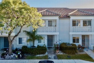 Building Photo - 20816 NW 3rd Ln