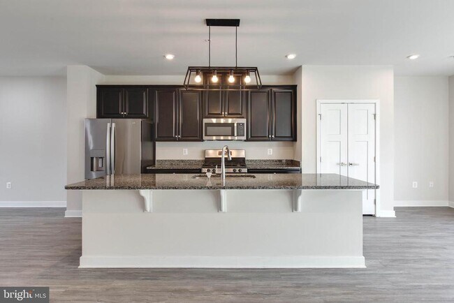 Building Photo - 149 Lyons Crk Dr