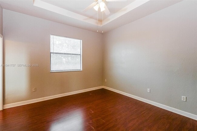 Building Photo - 457 SE 37th Pl