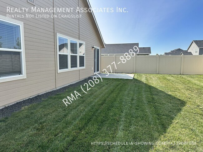 Building Photo - 3794 E Berwick Dr