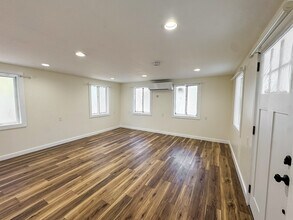 Building Photo - 6071 N Shady Side Dr