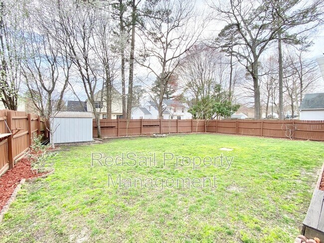 Building Photo - 710 Prince Ct