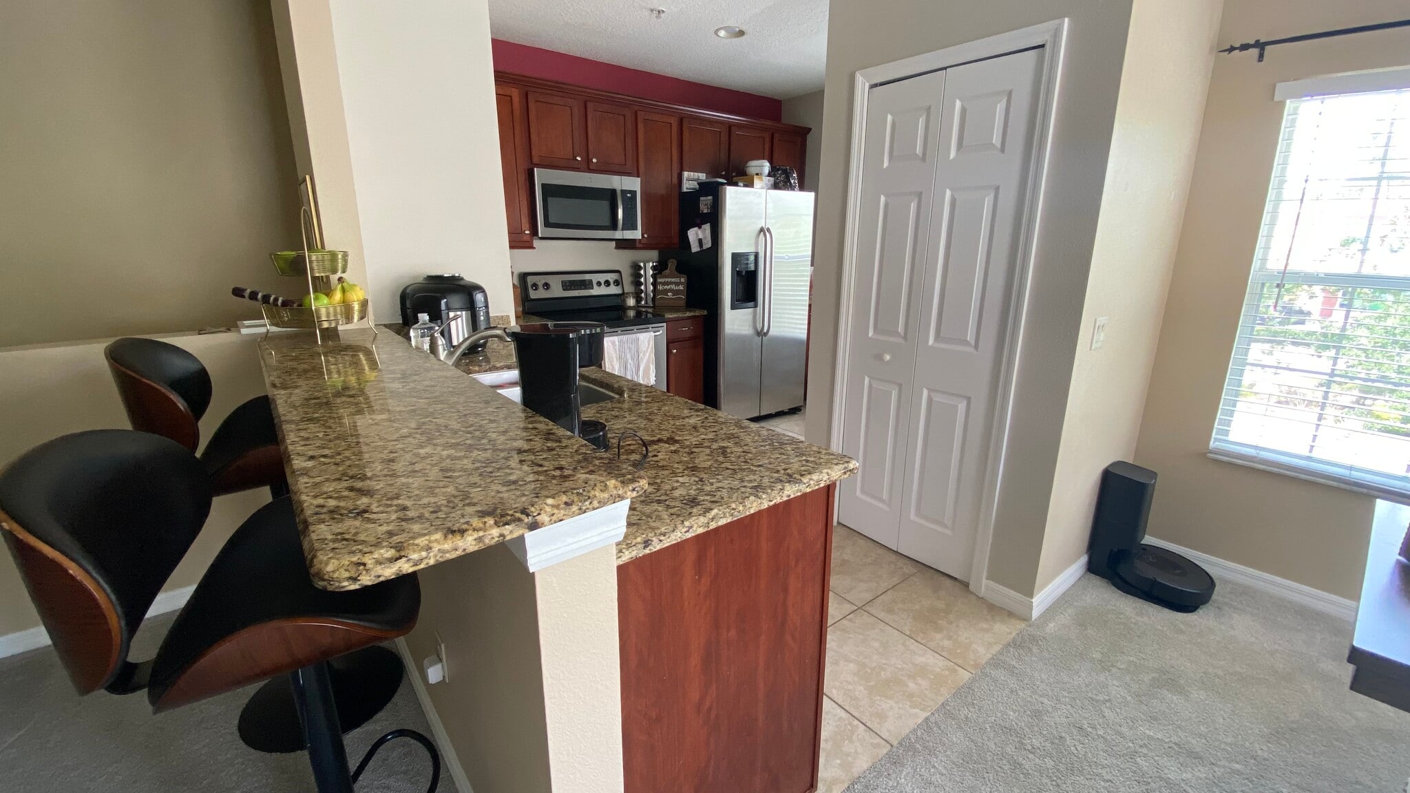 Kitchen - 408 Blue Bayou Ln