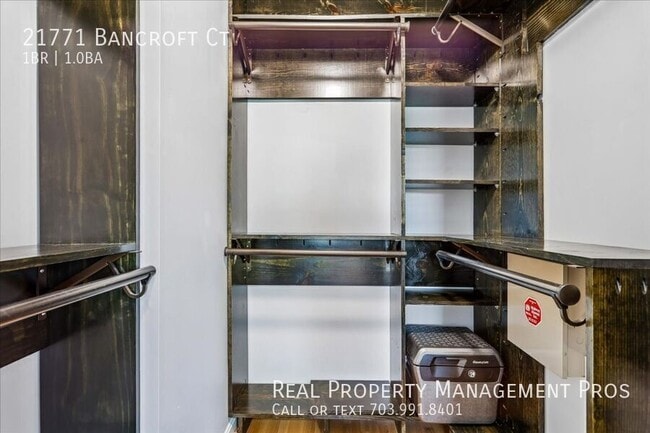 Building Photo - 21771 Bancroft Ct