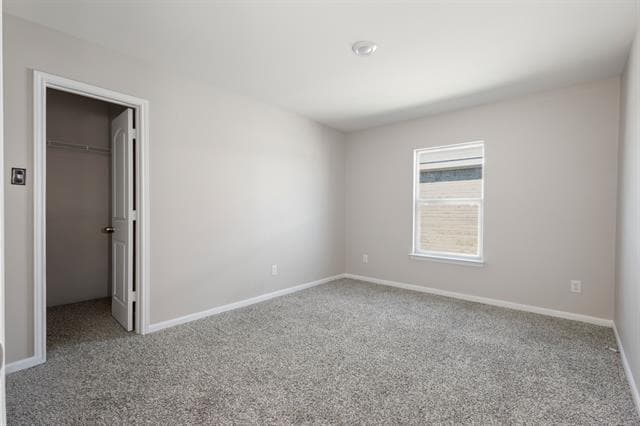 Building Photo - 627 Aqueduct Dr