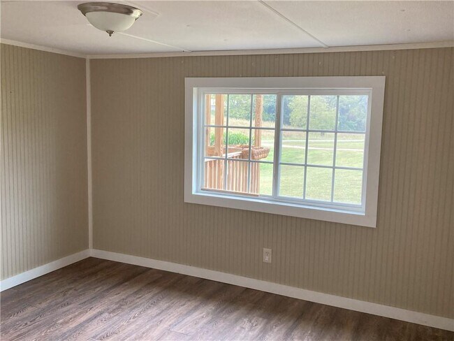 Building Photo - 342 Grindle Brothers Rd