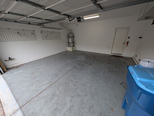 Building Photo - 9735 Clifford Walk Ave