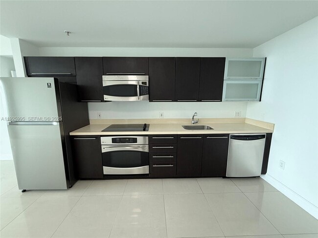 Building Photo - 90 SW 3rd St