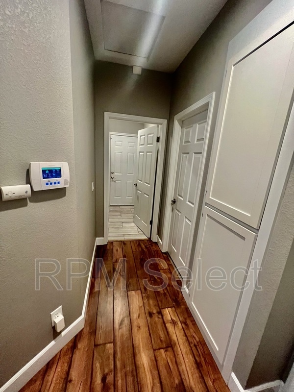 Building Photo - 1605 Paseo Flores Dr