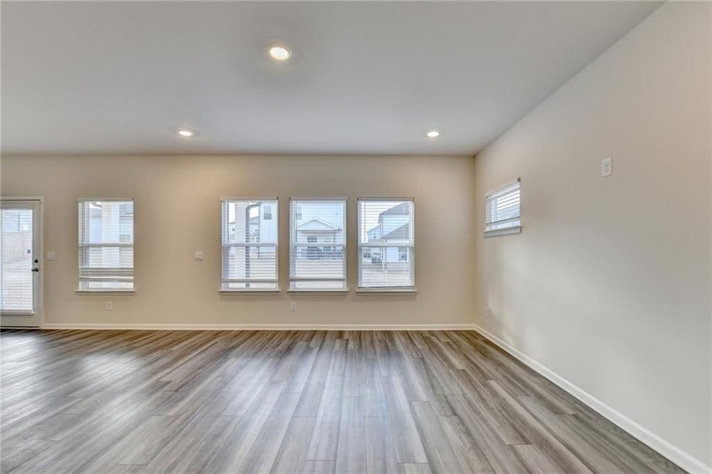 Building Photo - 2214 Whitworth St