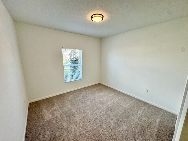 Building Photo - Be the First to Live Here | Stunning New Construction Home in Hidden Ridge