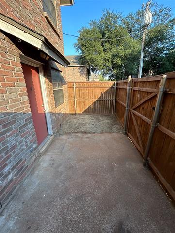 Building Photo - 3006 W Sycamore Cir